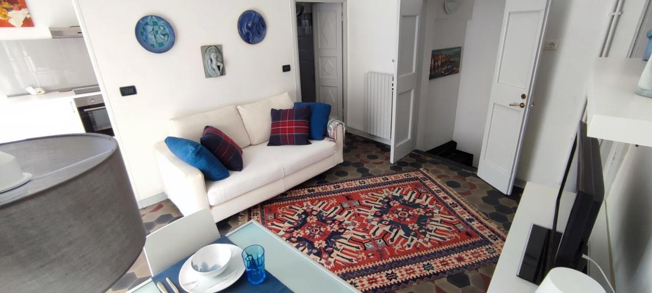 Ideale Per Escursionisti, A Pochi Minuti Dal Mare E Dalle Falesie- Casa Celeste Cisano sul Neva Extérieur photo