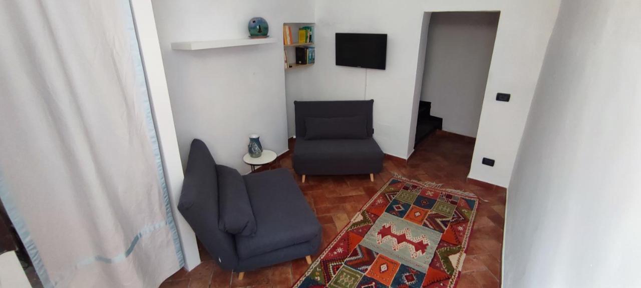 Ideale Per Escursionisti, A Pochi Minuti Dal Mare E Dalle Falesie- Casa Celeste Cisano sul Neva Extérieur photo